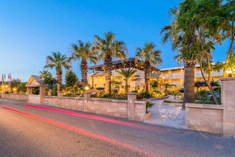 Olive Garden Hotel Lardos Ngoại thất bức ảnh